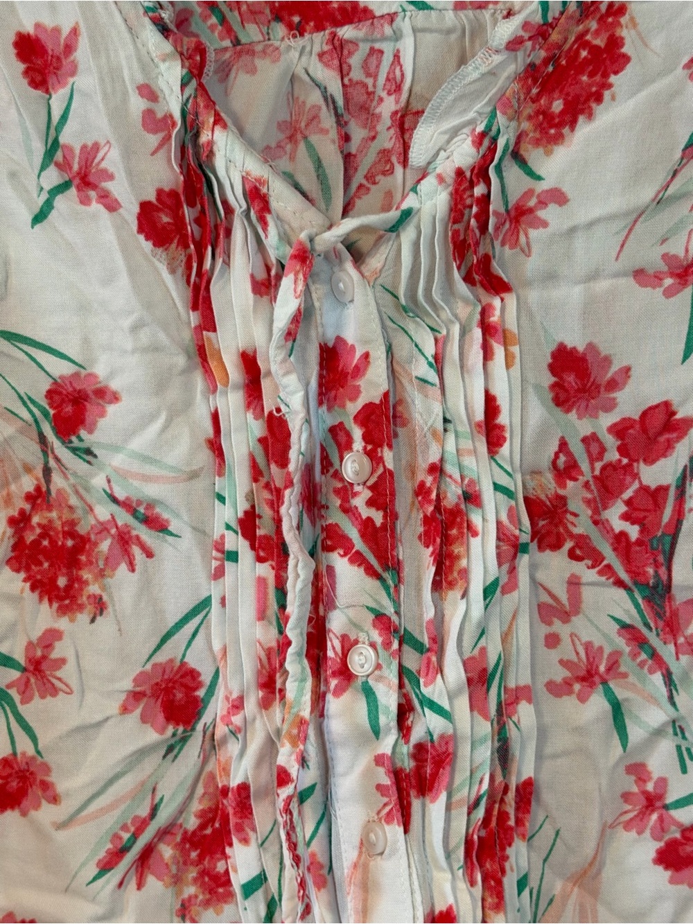 Faded Glory White Camisole with Red Floral Print - Picture 2 of 3